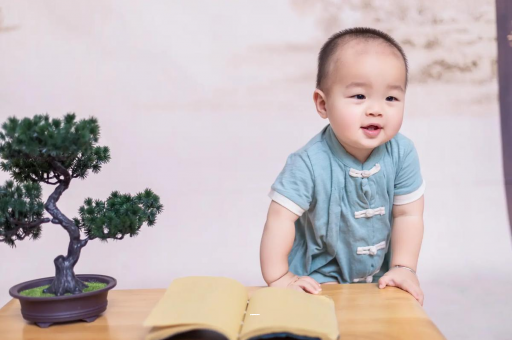 黔东六个月宝宝可以坐吗